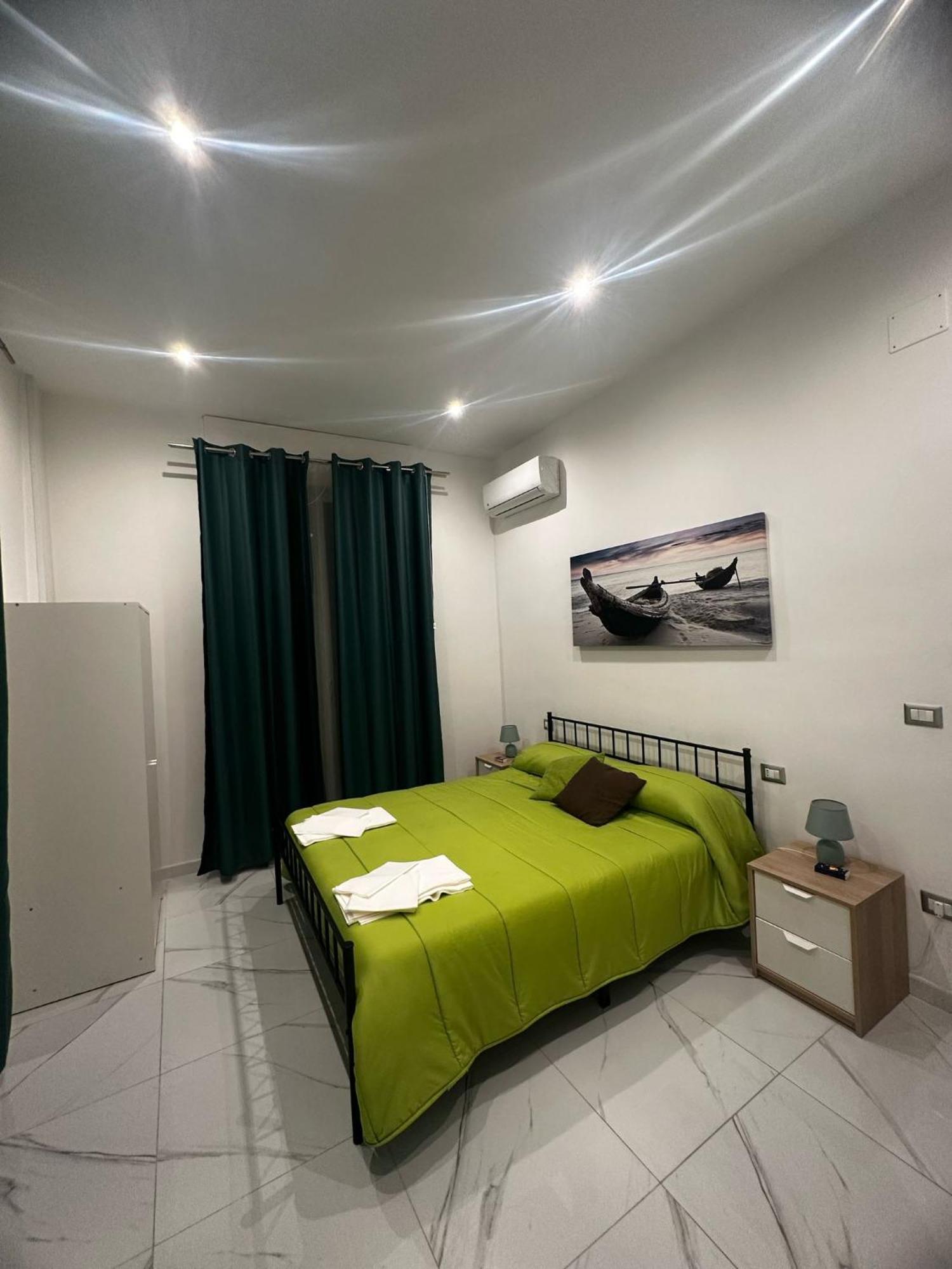 M2 Apartment Naples Luaran gambar